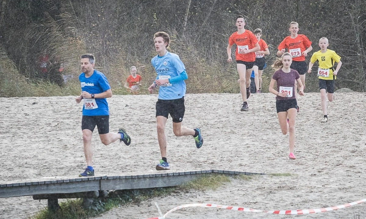 Uitslagen Vios Cross Hollandscheveld - Zaterdag 14 november 2015